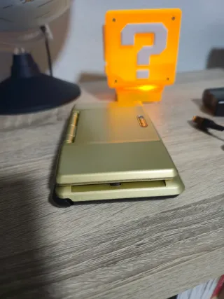 Nintendo DS Gold Edición Zelda