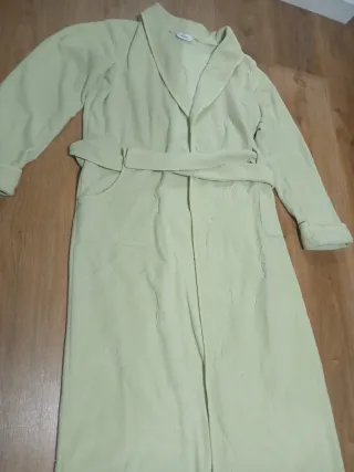 Bata larga mujer verde