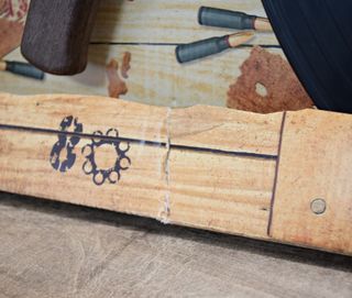 RÉPLICA DE UNA AK47 EN METAL Y MADERA - GONHER