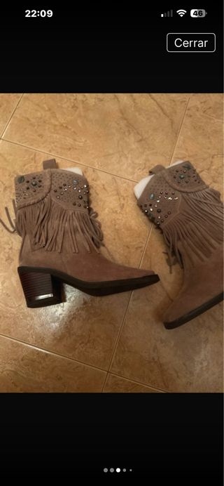 Botines piel pedrería flecos marrón dorado