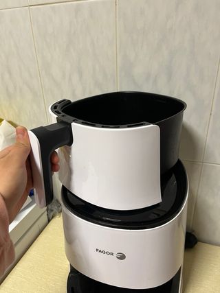 Freidora de aire Fagor blanca 2,5l