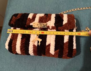 Bolso tejido a mano