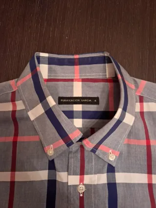 Camisa Purificación García cuadros.