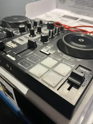 Mesa de mezclas DJ Hercules Inpulse 200 MK2