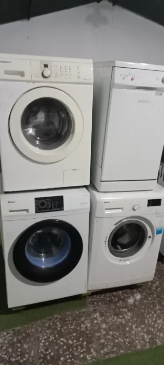 Palet electrodomésticos para reparar.