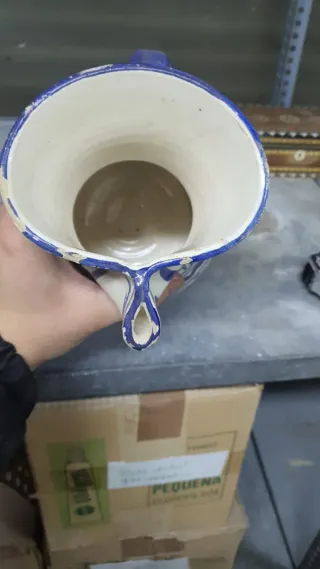 Jarra Cerámica Sangría Azul y Blanca