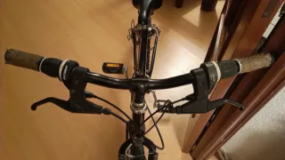 Bicicleta infantil negra