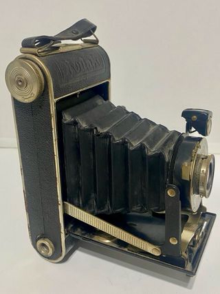 Cámara fotografica Kodak Junior 650. Años 30