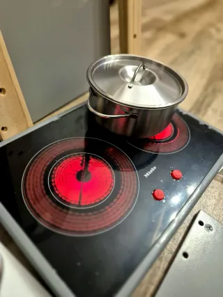 Cocina de juguete Klein Miele