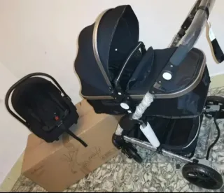 Carrito de bebé nuevo