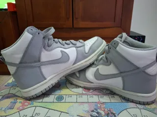 Nike Dunk Next Nature Gris Blanco