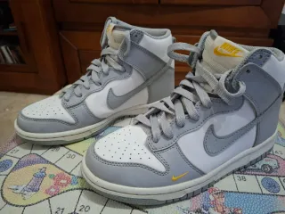 Nike Dunk Next Nature Gris Blanco