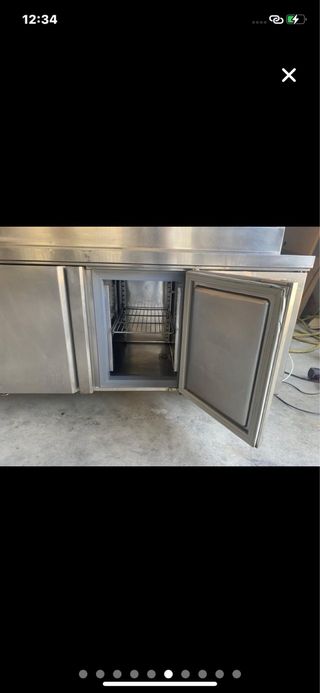 Mesa refrigerada ensaladas de la marca Infrico mod