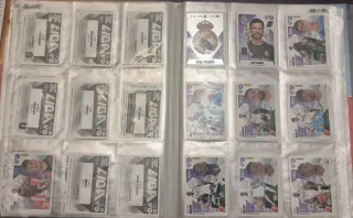 Colección Completa Cromos Liga Este EASports 25-26
