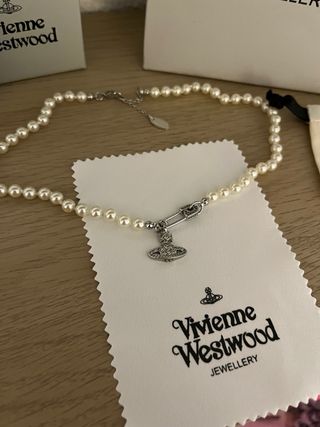 Collar Lucrece Perlas Vivienne Westwood Plata