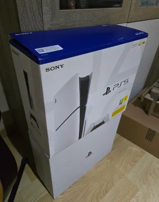 Caja Playstation 5 (PS5)