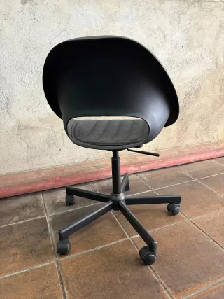 Silla Ikea Eldberget con cojín Pynten