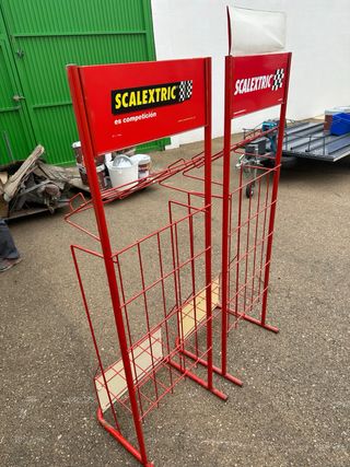 Estantería expositora Scalextric