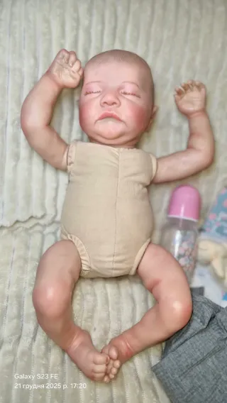 Muñeca estilo reborn 47 cm,cuerpo de tela