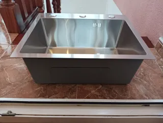 FREGADERO INOX DISEÑO 50X40CM Y GRIFO NUEVO 69 EUR