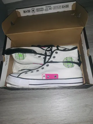 Zapatos Converse Blancos y Rosas