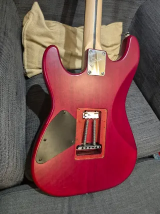 Squier Satin Trans Fat Stratocaster
