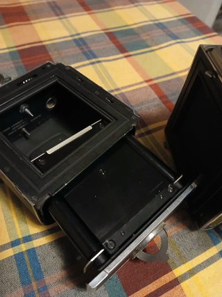 Hasselblad 500c + Zeiss planar 80mm 2.8