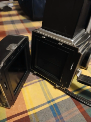 Hasselblad 500c + Zeiss planar 80mm 2.8