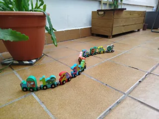 Tren madera números y dinosaurios jug. educativo