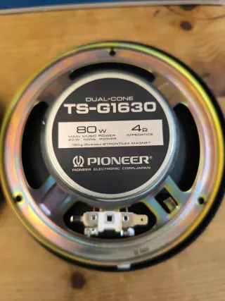 Altavoces Pioneer TS-G1630