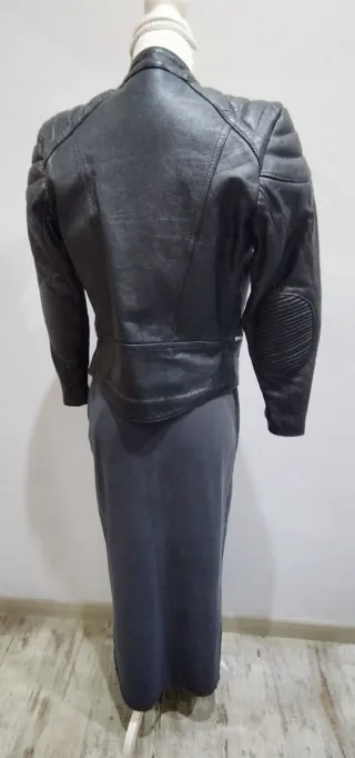 Falda chándal washed efecto. Zara