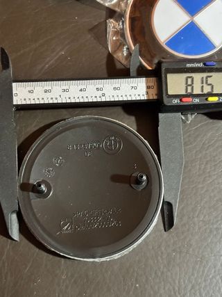 Insignias BMW se venden por unidad/15€