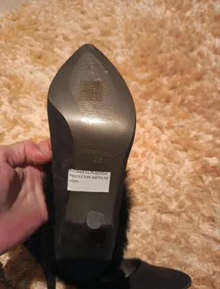 Zapatos de tacón Victoria Delef con pelo