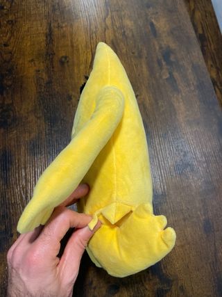 Muñeco monstruo colores amarillo