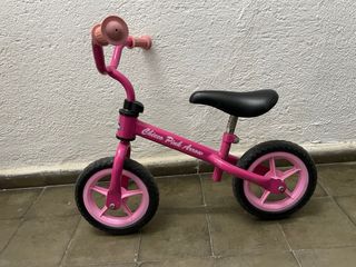Bici Chicco Rosa y Patinete Oxelo 3 Ruedas