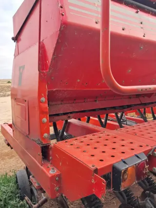 Sembradora Tanzi 4350 discos