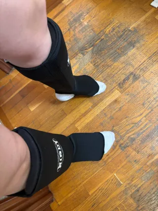 Espinilleras Windy Talla M Kickboxing K1 Muay Thai