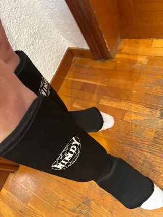 Espinilleras Windy Talla M Kickboxing K1 Muay Thai