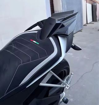 Cubierta Asiento Aprilia RS660/Tuono 2020-23