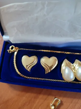 Conjunto bisutería collar y pendientes