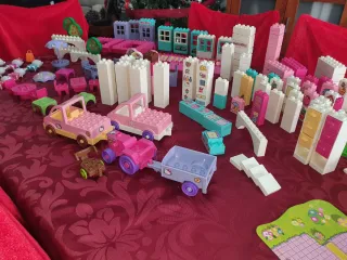 Lote Tente Hello Kitty y Bloques Construcción