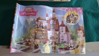 Juguete tipo Lego La bella y la bestia