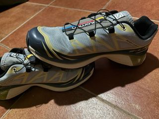 Zapatillas Salomon Talla 41,5- Un solo uso