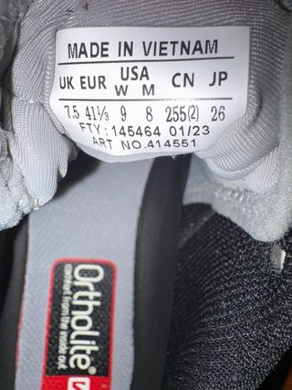 Zapatillas Salomon Talla 41,5- Un solo uso