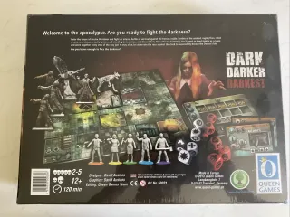 Dark Darker Darkest (Juego Mesa Cooperativo)