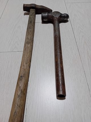 Lote 2 Martillos Antiguos