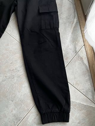 Pantaloni cargo Bershka neri