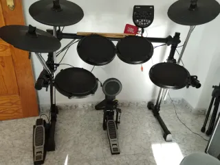 Batería Electrónica Alesis DM6