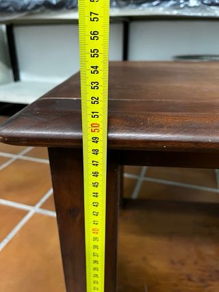 Mesita auxiliar madera maciza con ruedas