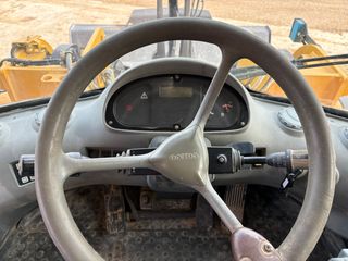 Pala Cargadora Volvo L110E